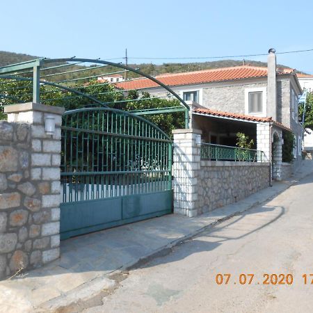 Lakonian Home Ierakas Exterior photo