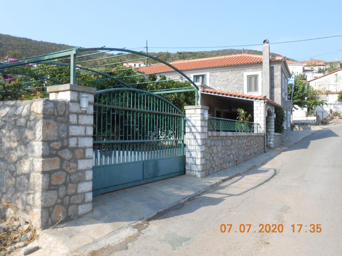 Lakonian Home Ierakas Exterior photo